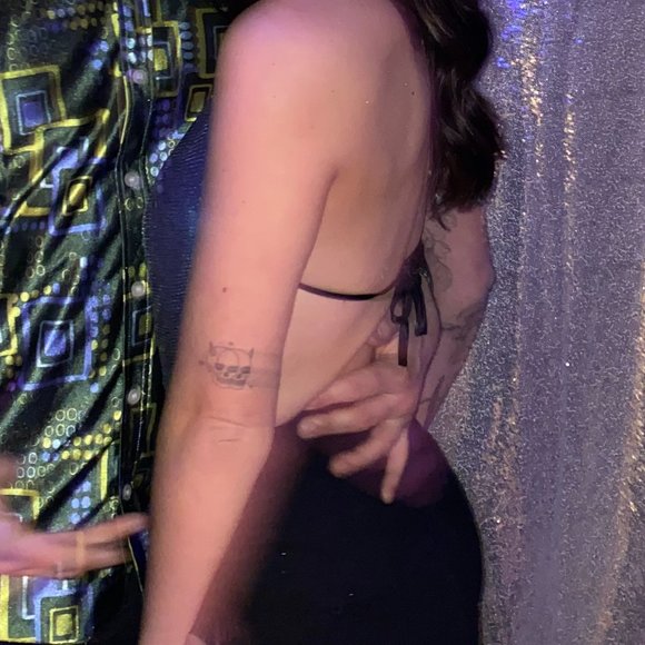 Akira Rhinestone Chainmail Top In Blue -M - Picture 2 of 3